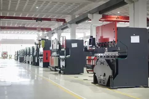 Osm Press Brake Flow Line Production: Automated Robotic Arms Collaborating with Assembly Stations, Demonstrating CNC Bending Equipment Standardized Manufacturing Process, Real-Time Precision Inspection Ensuring Quality Control in High-End Sheet Metal Proc