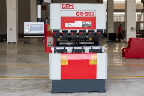 Close-up front view of OSM OG-50III under-actuated hydraulic CNC press brake, showing overall structure and control panel.