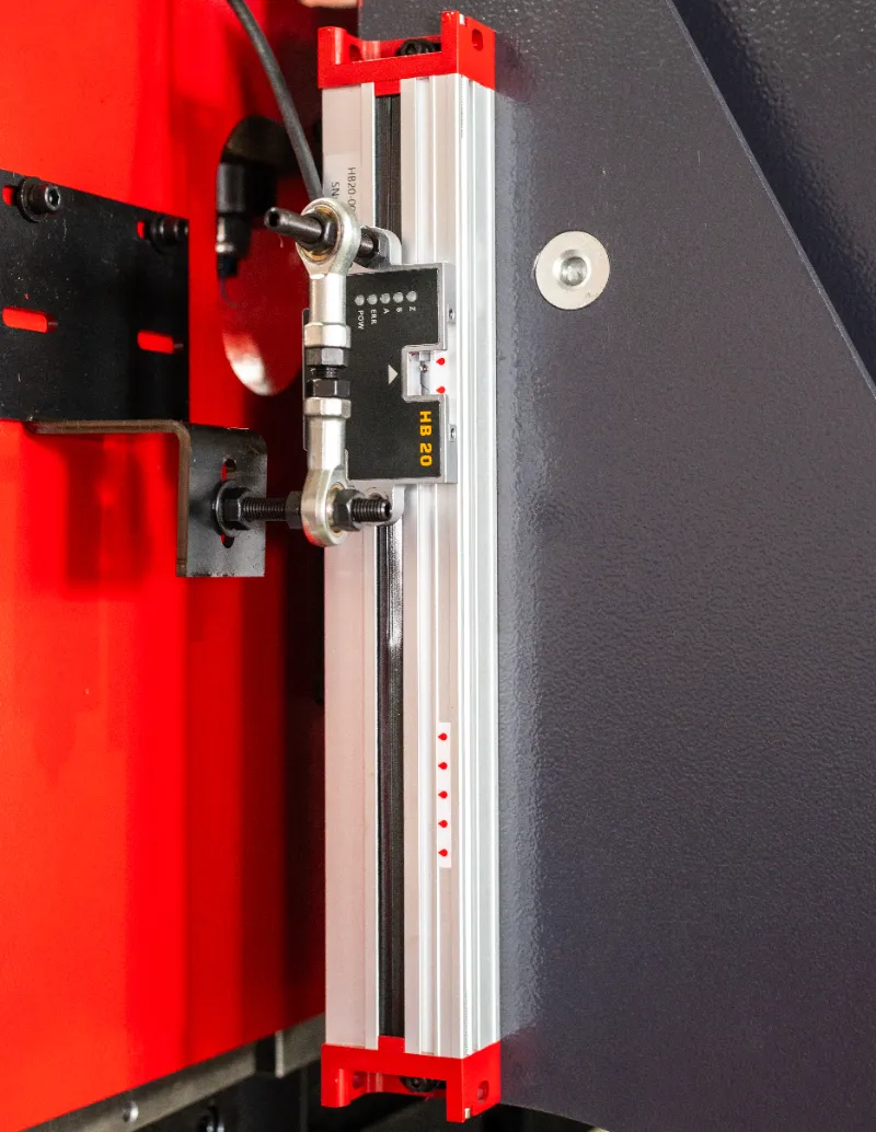 Close-up of OSM press brake high-precision magnetic scale, ensuring accurate and stable bending positioning.