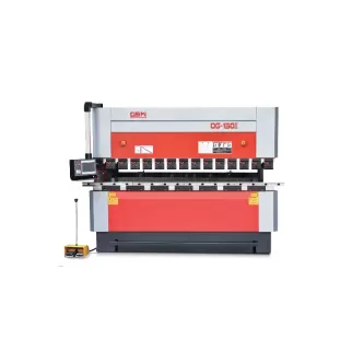 OSM OG-150II down-acting hydraulic CNC press brake, engineered for heavy-duty sheet metal and long workpieces, offering high tonnage output and precise control for industrial manufacturing.